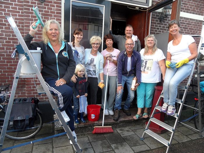 Begeleidende foto OEK runt 'Ons Eigen Kroeg'